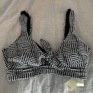 Aerie tie front black and white bikini top Size M